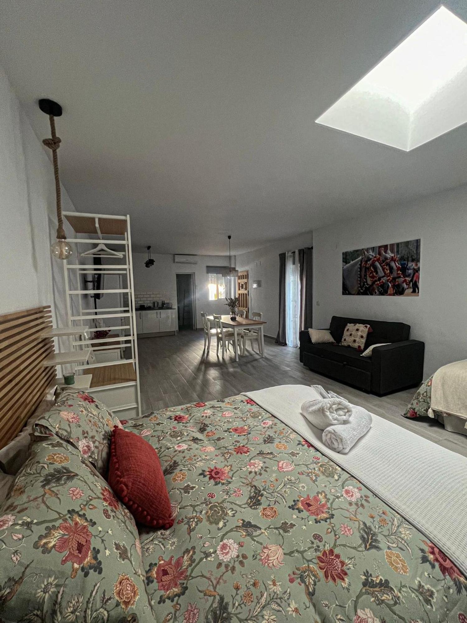 Apartamentos Turisticos A.Parra Херес-де-ла-Фронтера Экстерьер фото